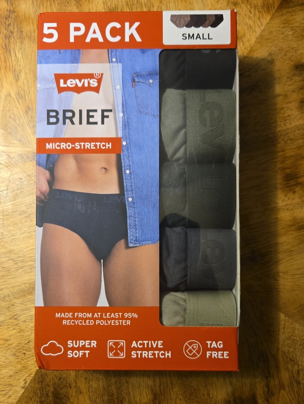 Men's Levi's Micro-Stretch Briefs In Size Small